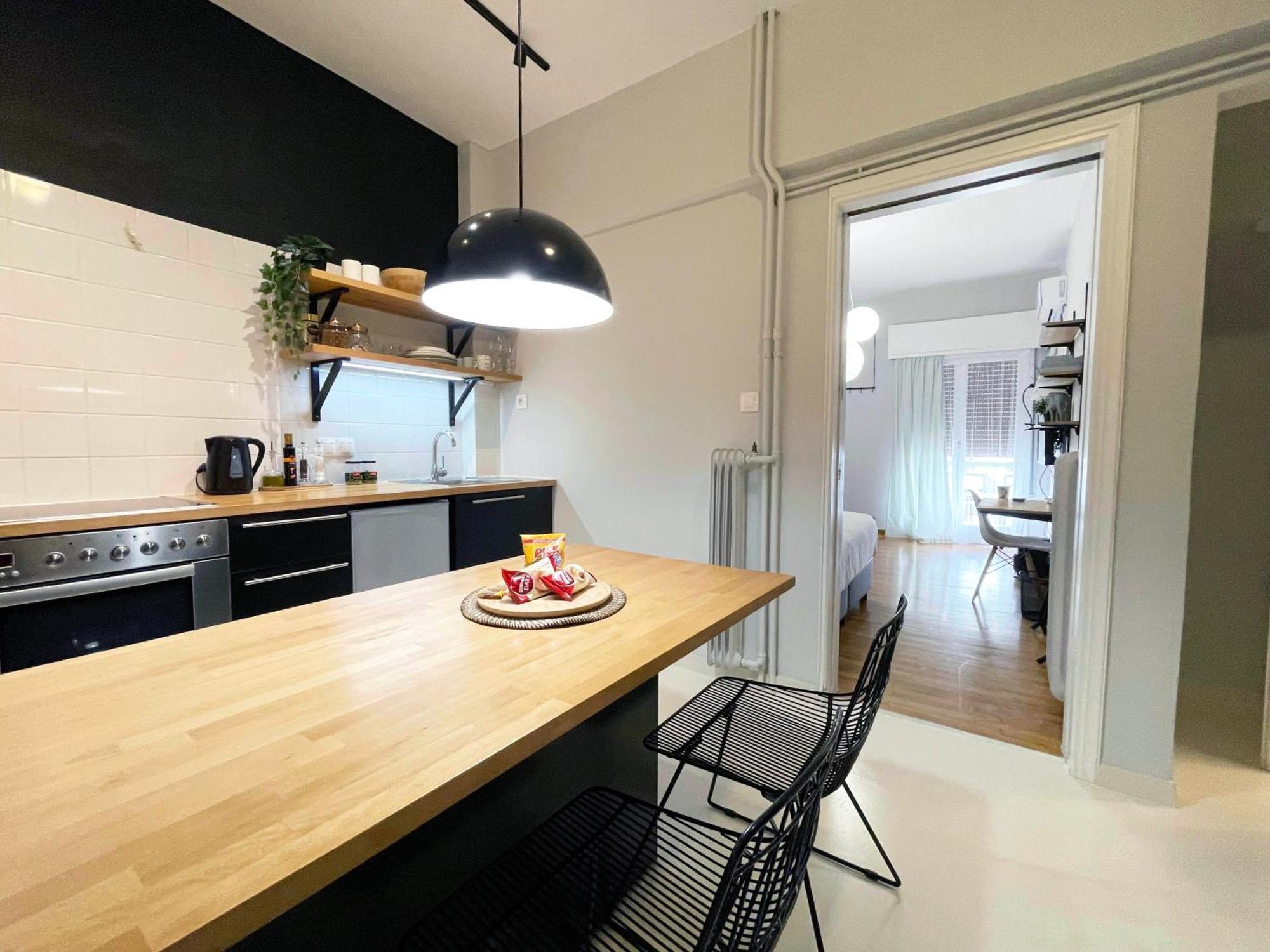 The Cucuwow Apartment Атина Екстериор снимка