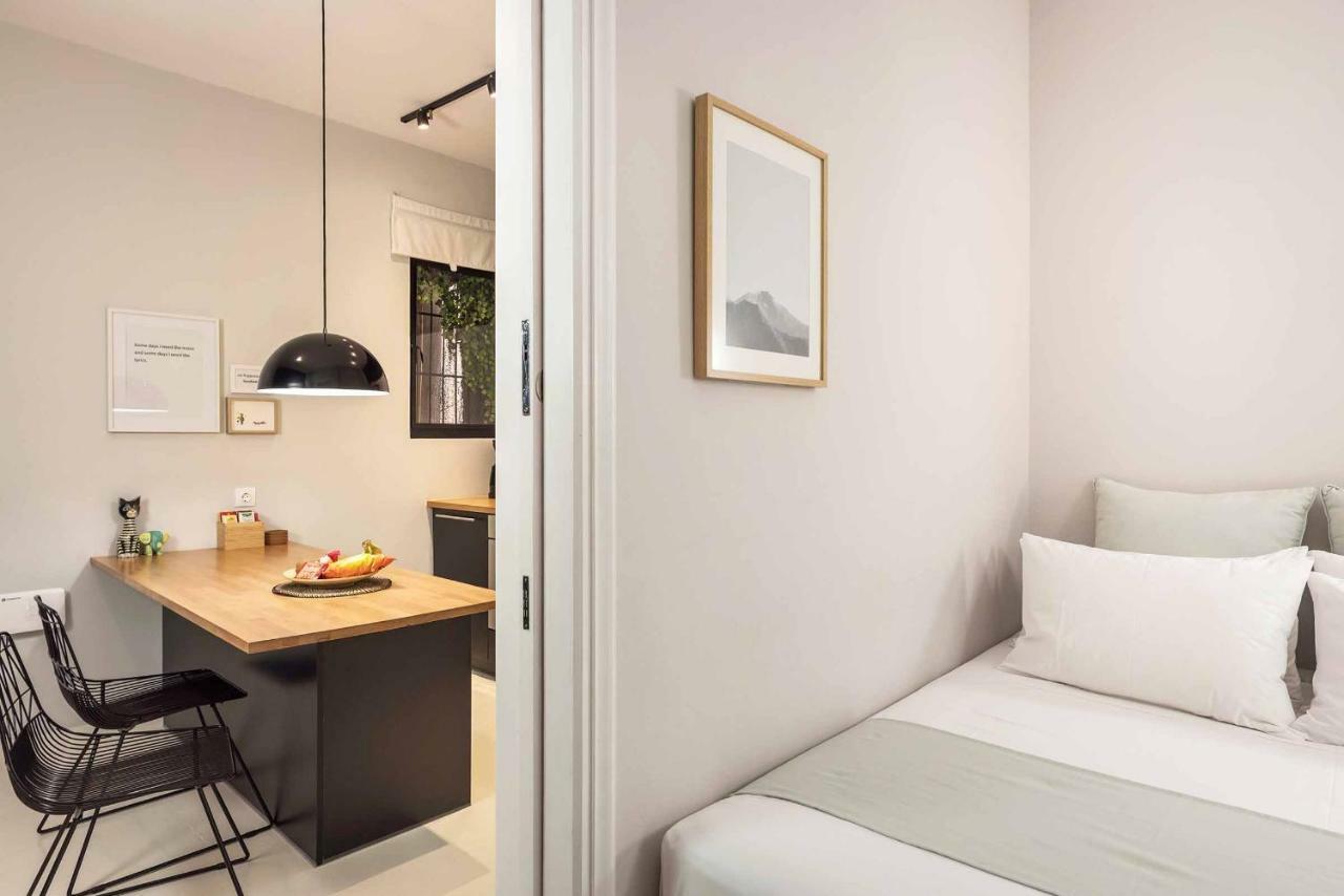 The Cucuwow Apartment Атина Екстериор снимка
