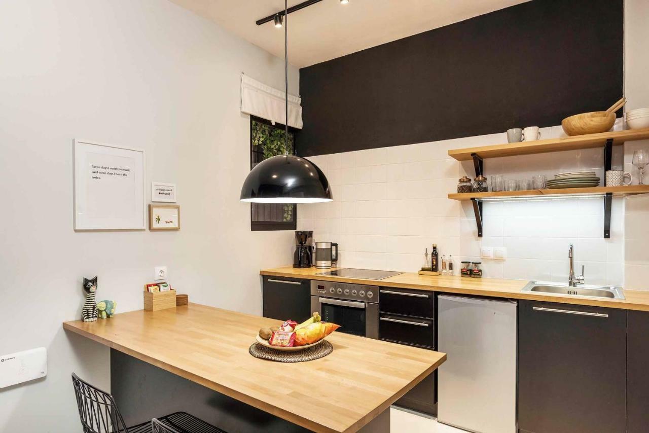 The Cucuwow Apartment Атина Екстериор снимка
